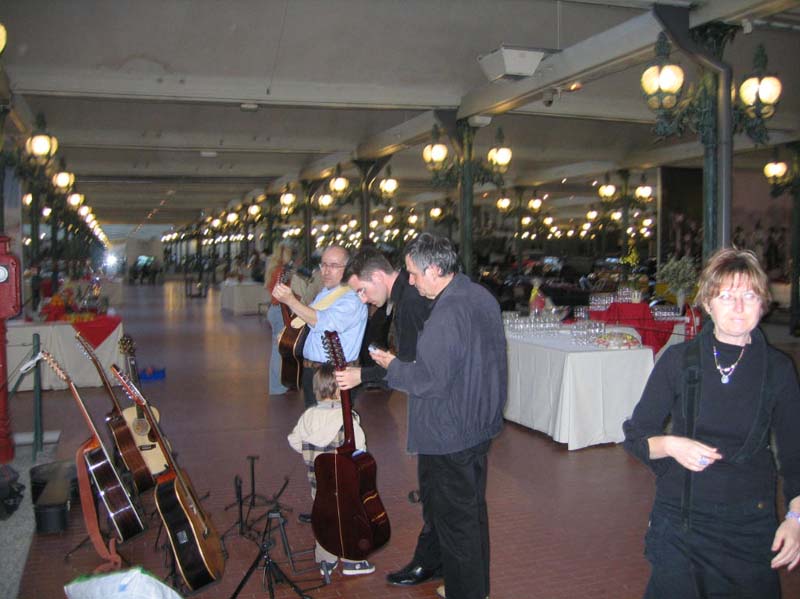 2005.10.08MusAuto02
