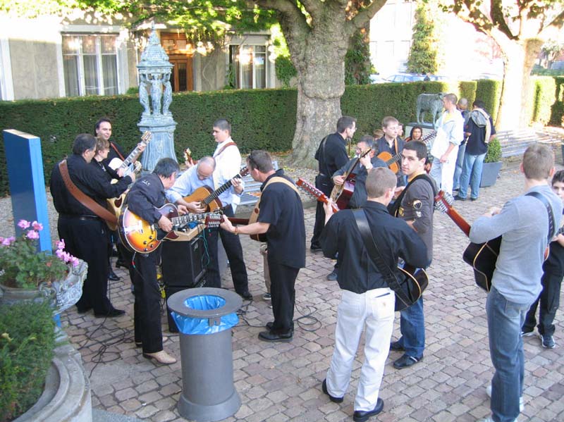 2005.10.08MusAuto11