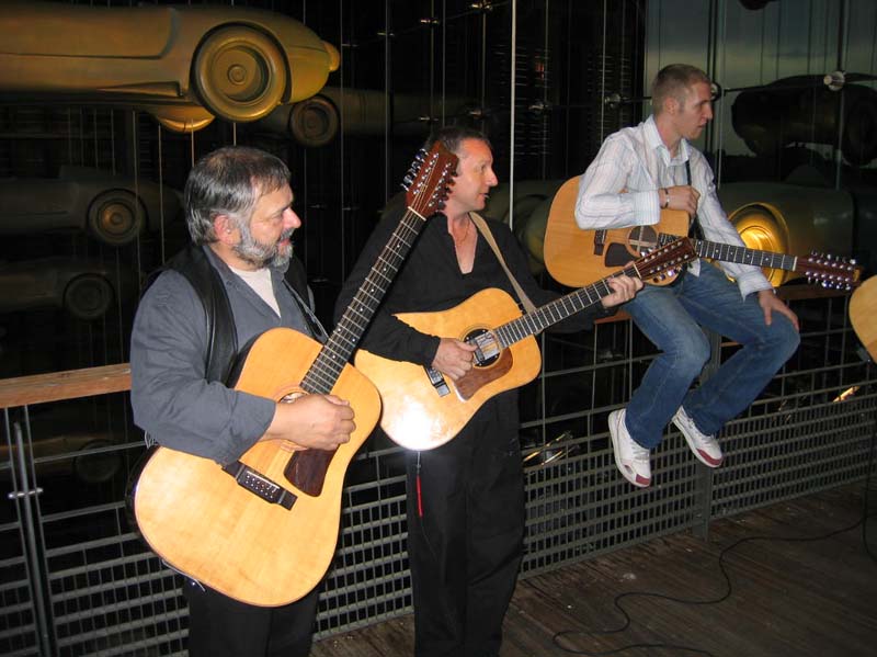 2006.09.30MusAuto04