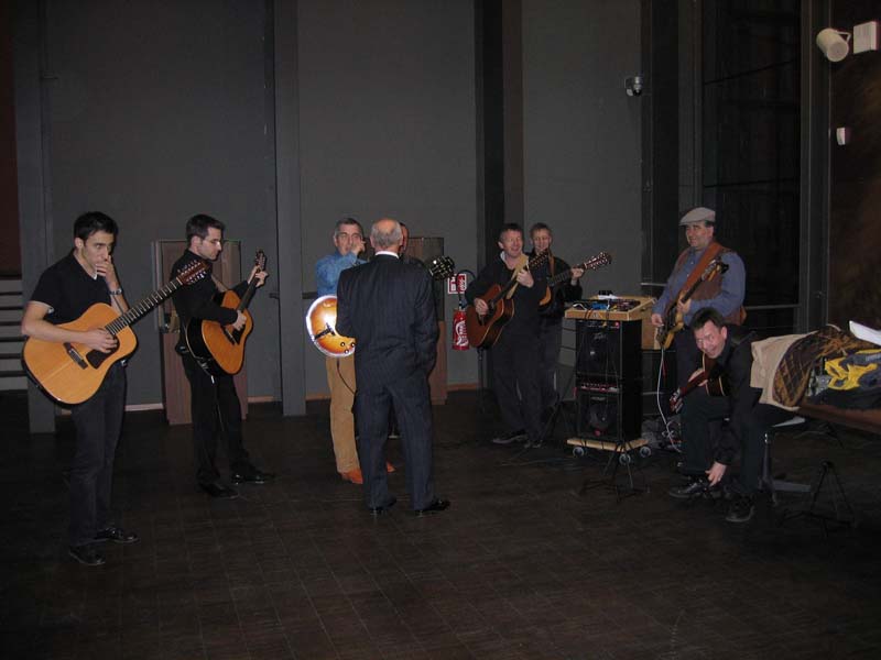 2006.12.22MusAuto0001