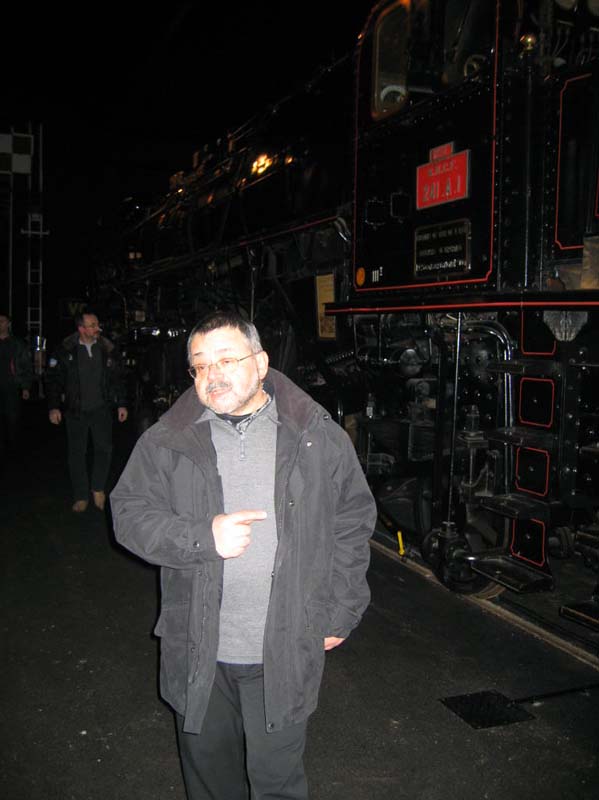 2006.01.14Mustrain04